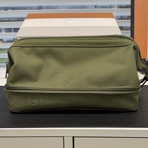 BEIS The Dopp Kit Bag